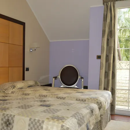 Hotel Regent & 4*